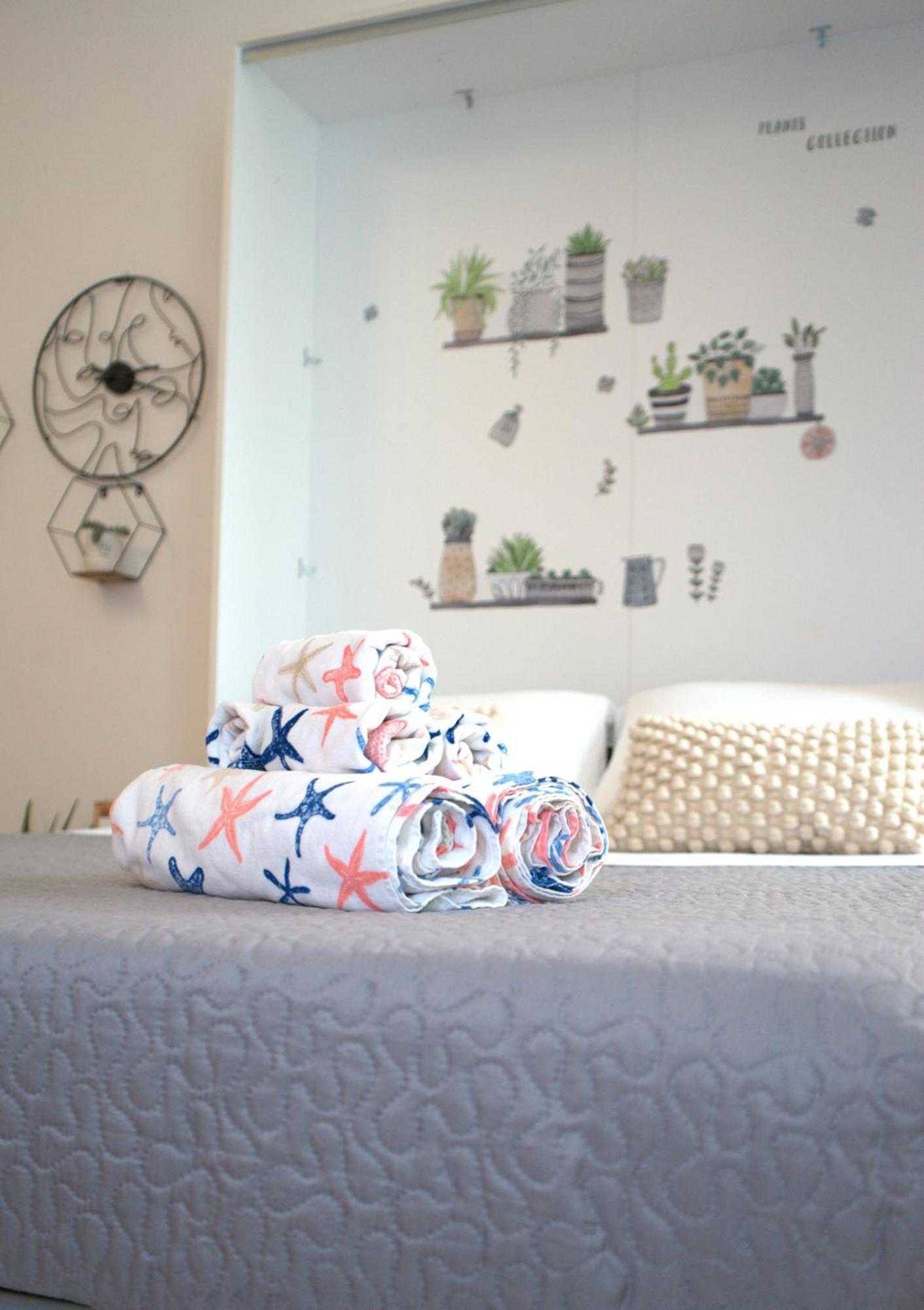Portatorre Suite, A Charming Apartment In The Heart Of Como, Free Private Parking, Air Conditioning & More! Buitenkant foto