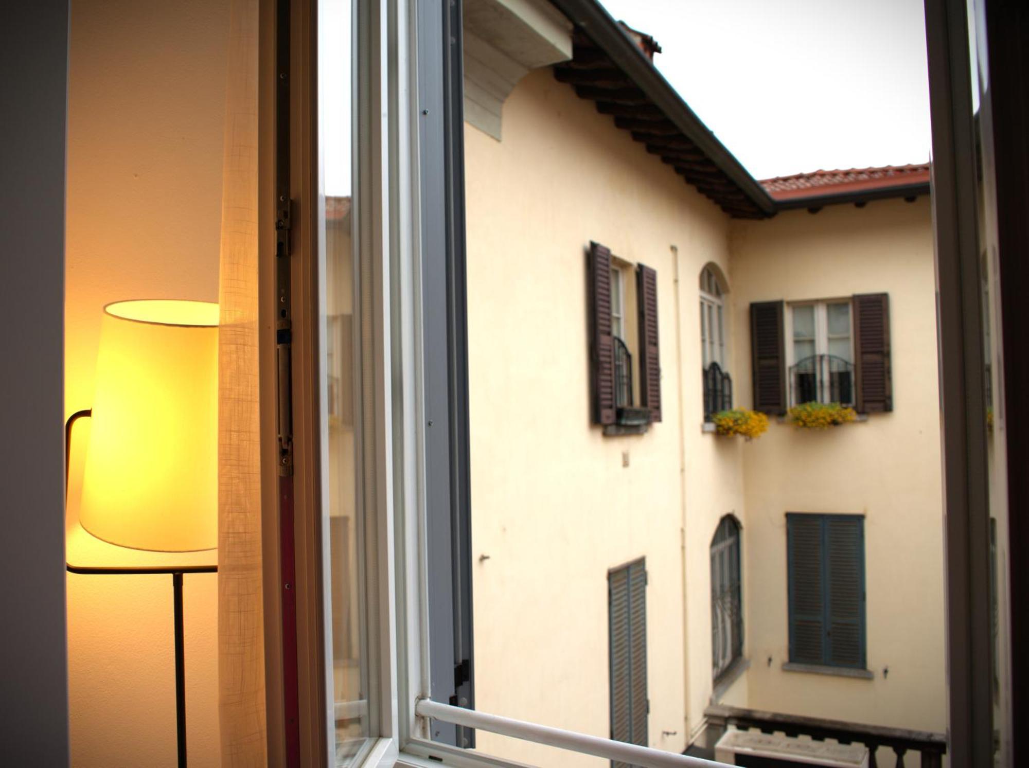 Portatorre Suite, A Charming Apartment In The Heart Of Como, Free Private Parking, Air Conditioning & More! Buitenkant foto