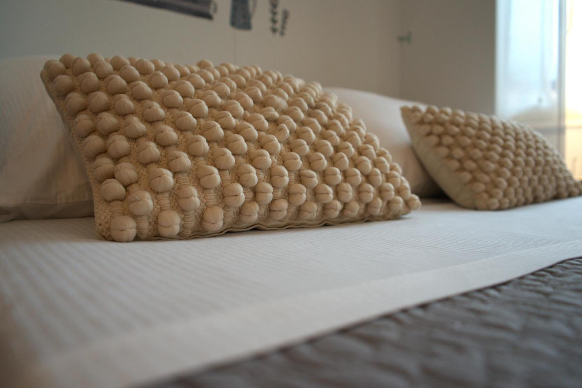 Portatorre Suite, A Charming Apartment In The Heart Of Como, Free Private Parking, Air Conditioning & More! Buitenkant foto